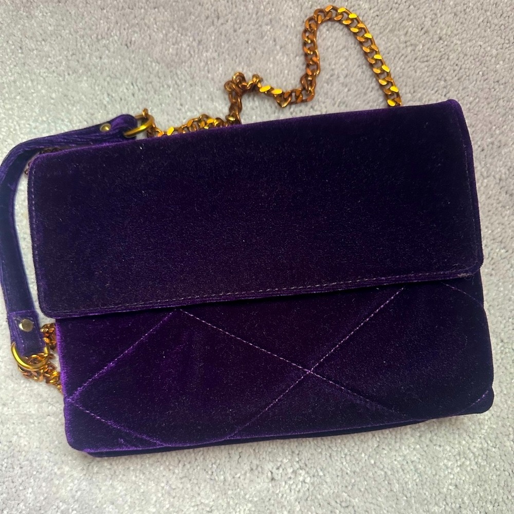 Purple Velvet purse with Gold chain handle - Picture 9 of 15